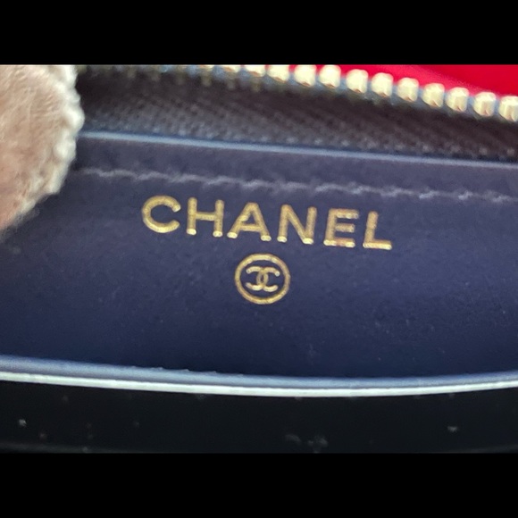 Chanel caviar zippy wallet - Picture 9 of 13
